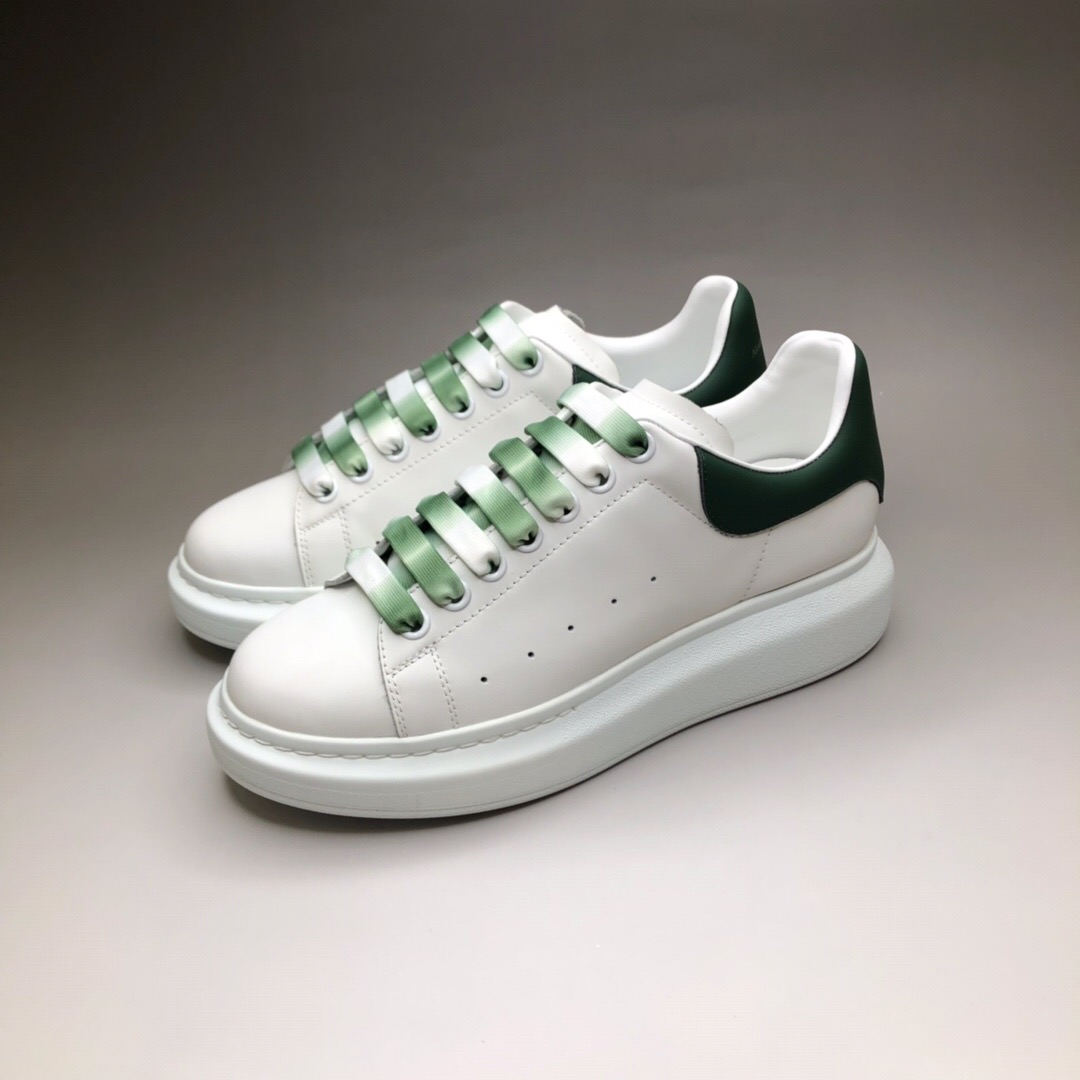 ALEXANDER MCQUEEN 알렉산더 맥퀸 오버사이즈 스니커즈 553770WHWKV9035