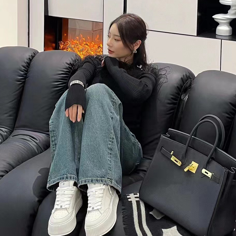 CHANEL 샤넬 여성용 스니커즈