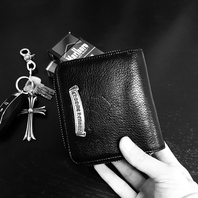 CHROME HEARTS 크롬하츠 반지갑 W037 (국내배송제품)