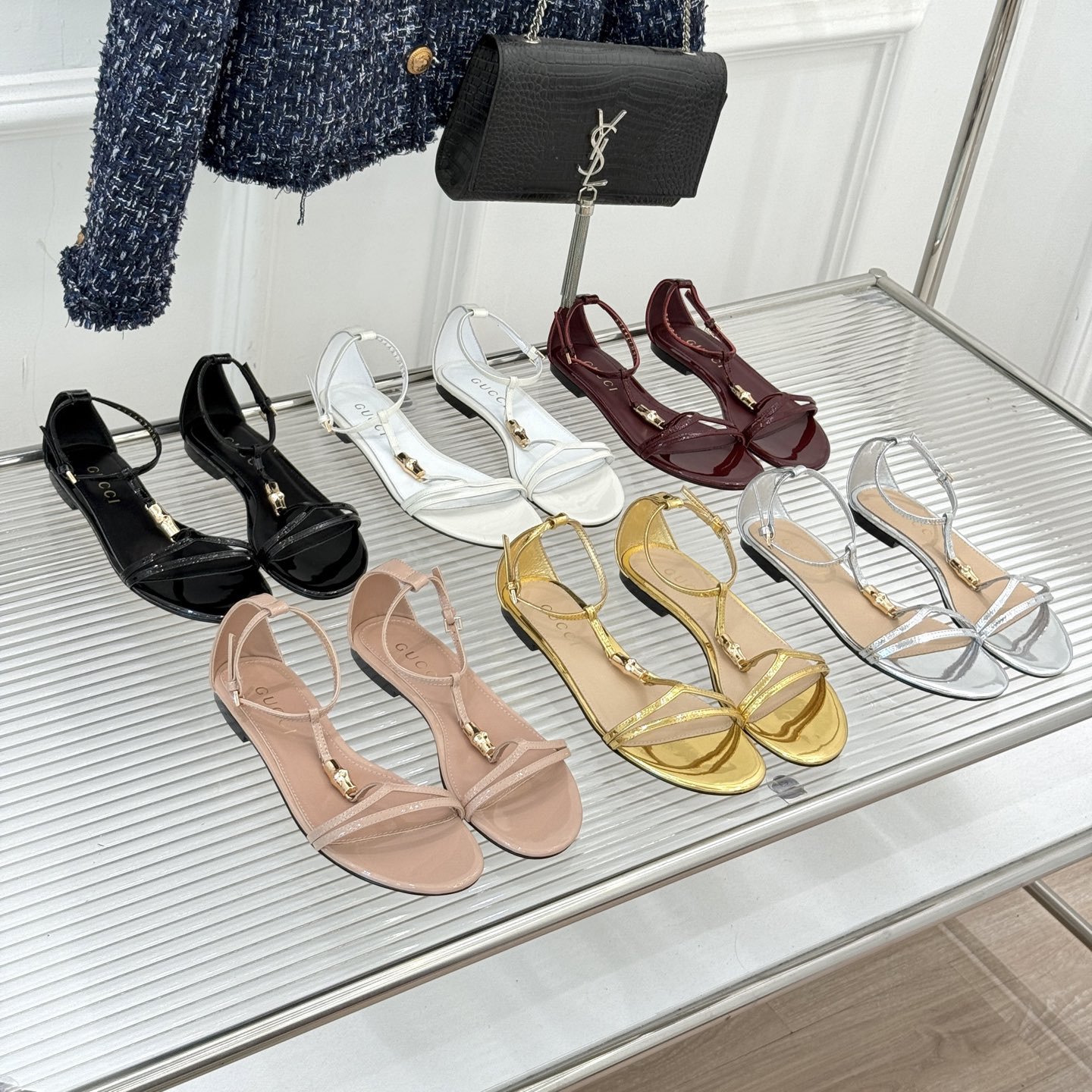 GUCCI 구찌 플랫쌘들 25SS