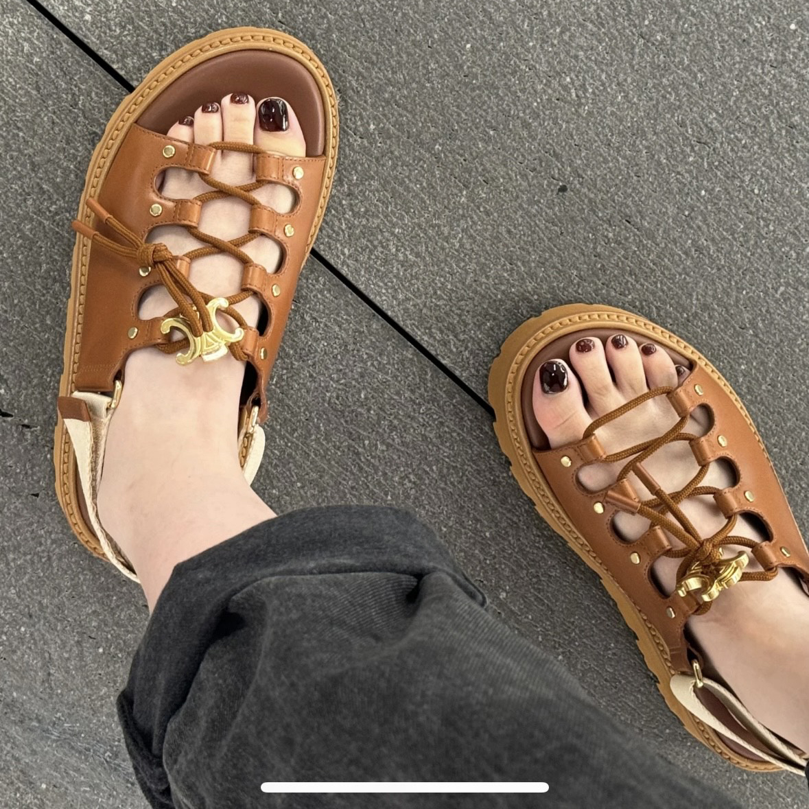 CELINE 셀린느 플렛폼샌들 2507131455