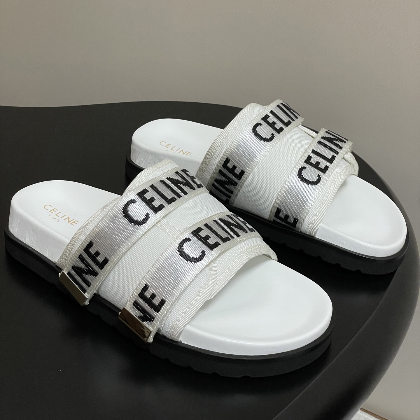 CELINE 셀린느 슬리퍼 2507131501