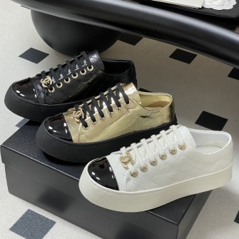 CHANEL 샤넬 여성용 스니커즈 2507141626