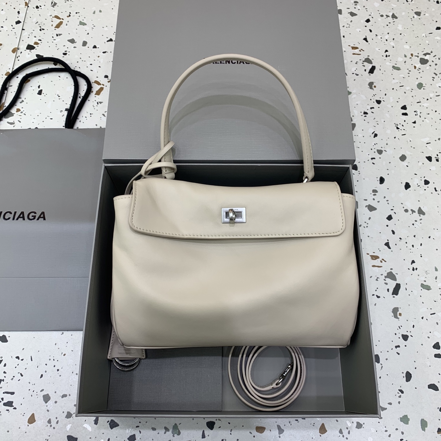 BALENCIAGA 발렌시아가 27cm