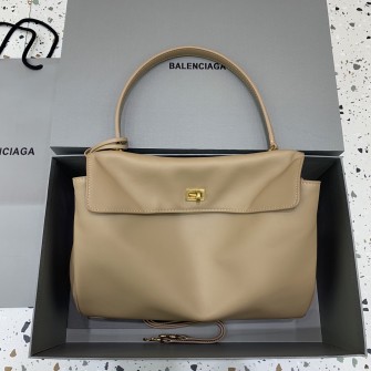 BALENCIAGA 발렌시아가 35cm