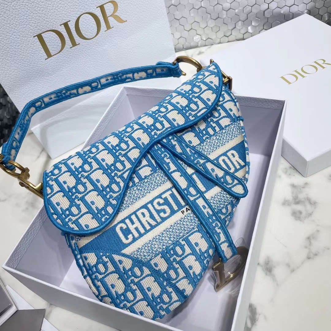 DIOR 디올