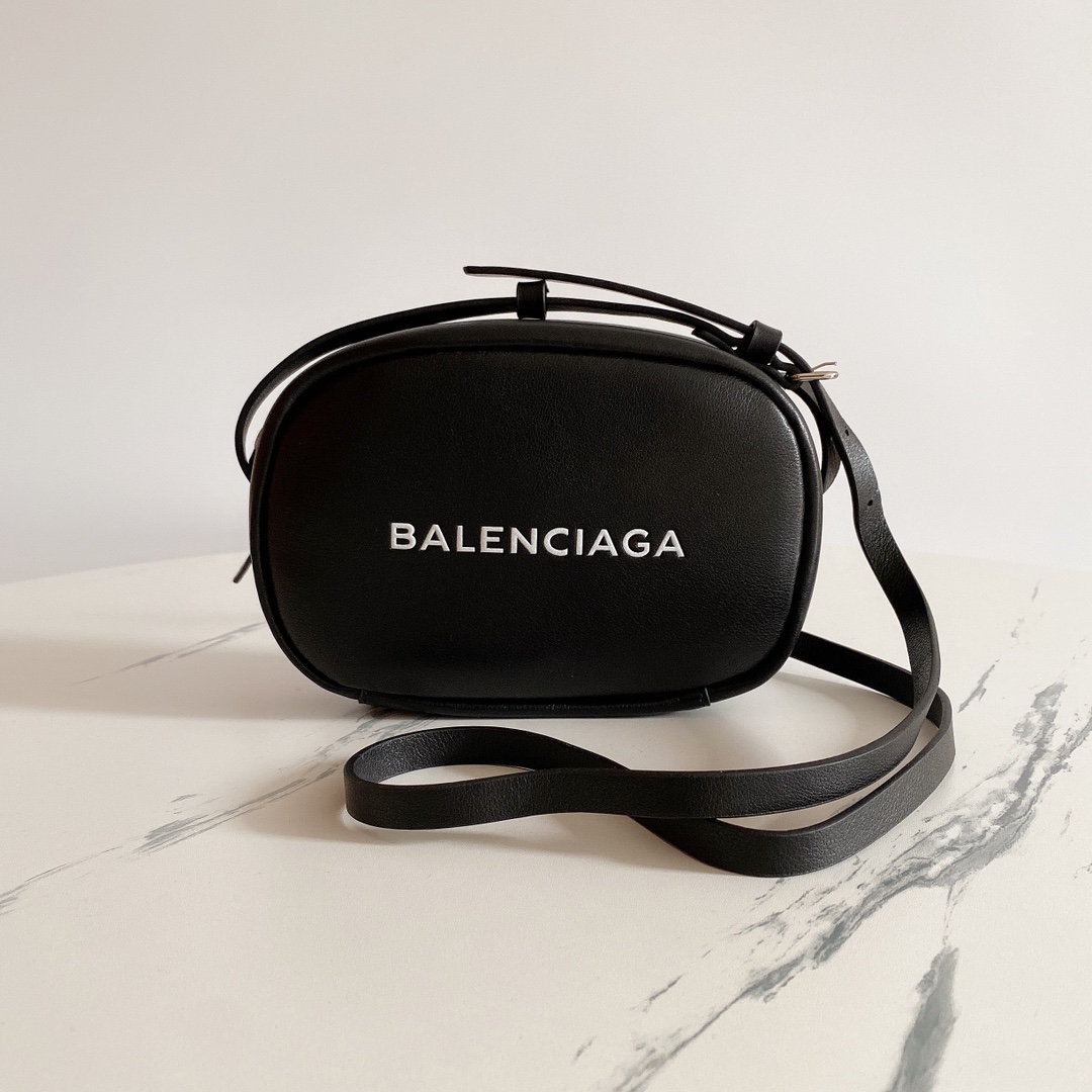 BALENCIAGA/발렌시아가