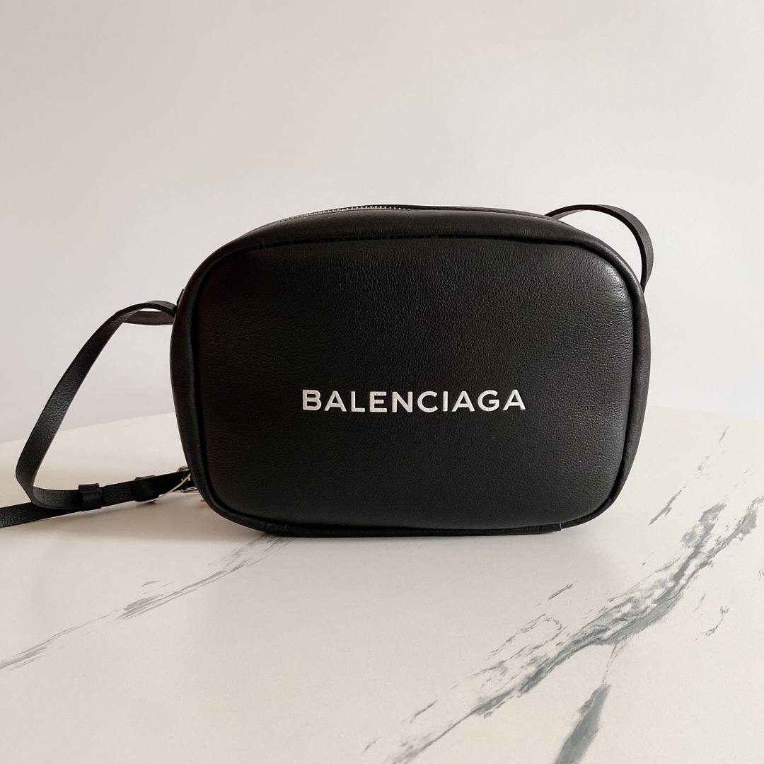 BALENCIAGA/발렌시아가