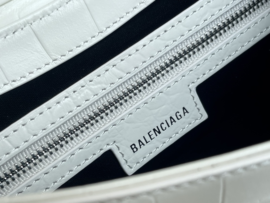 BALENCIAGA/발렌시아가