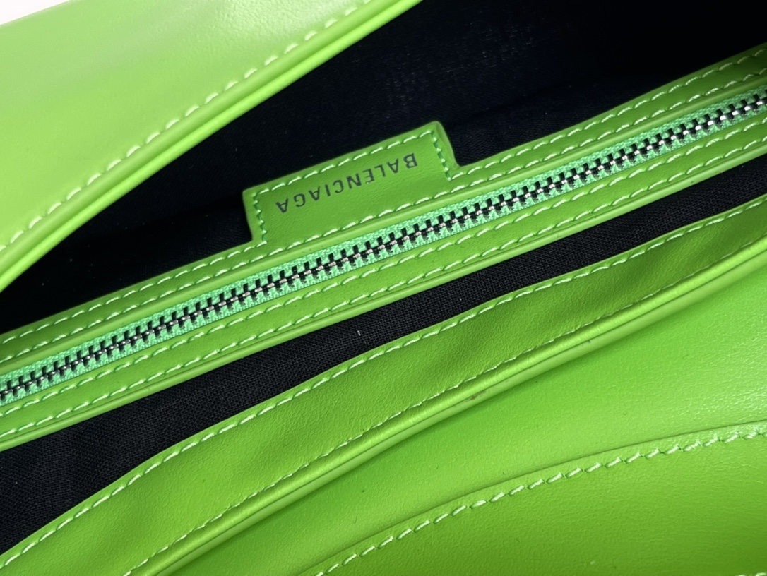 BALENCIAGA/발렌시아가