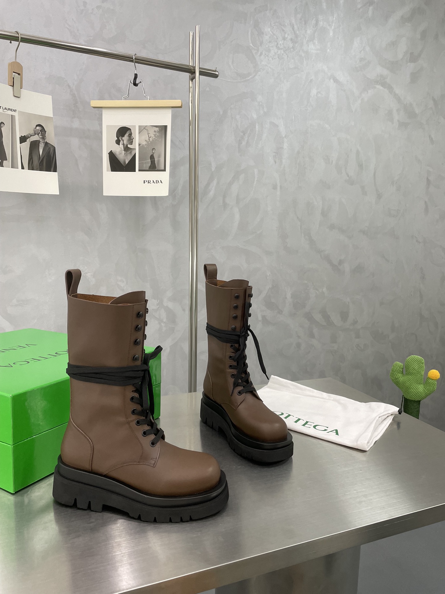 보테가베네타 [BOTTEGA VENETA]