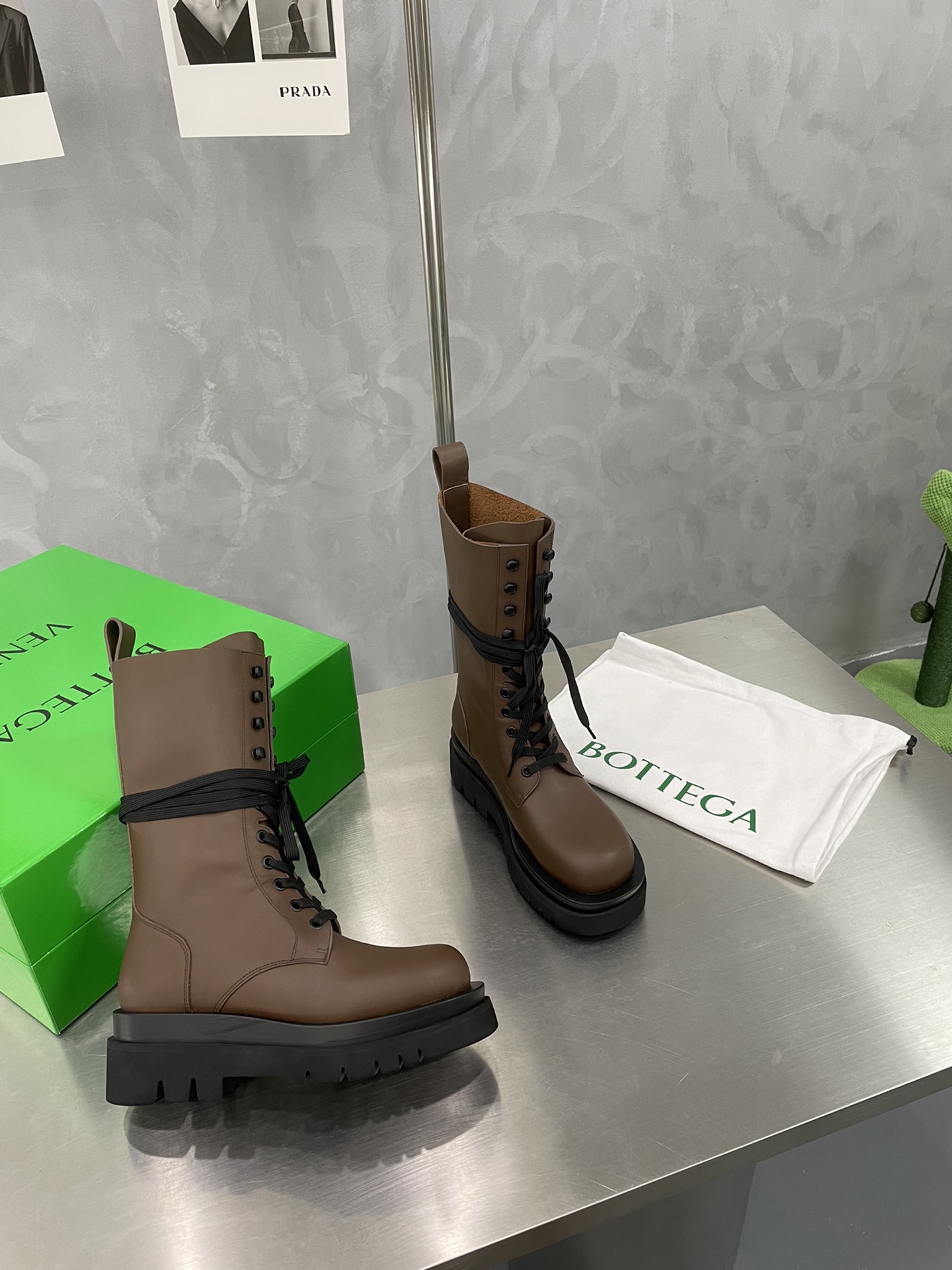 보테가베네타 [BOTTEGA VENETA]