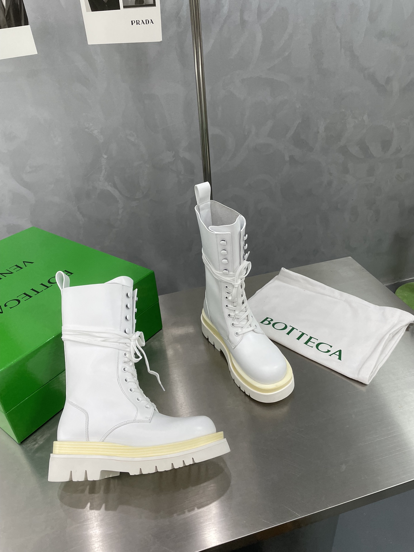 보테가베네타 [BOTTEGA VENETA]