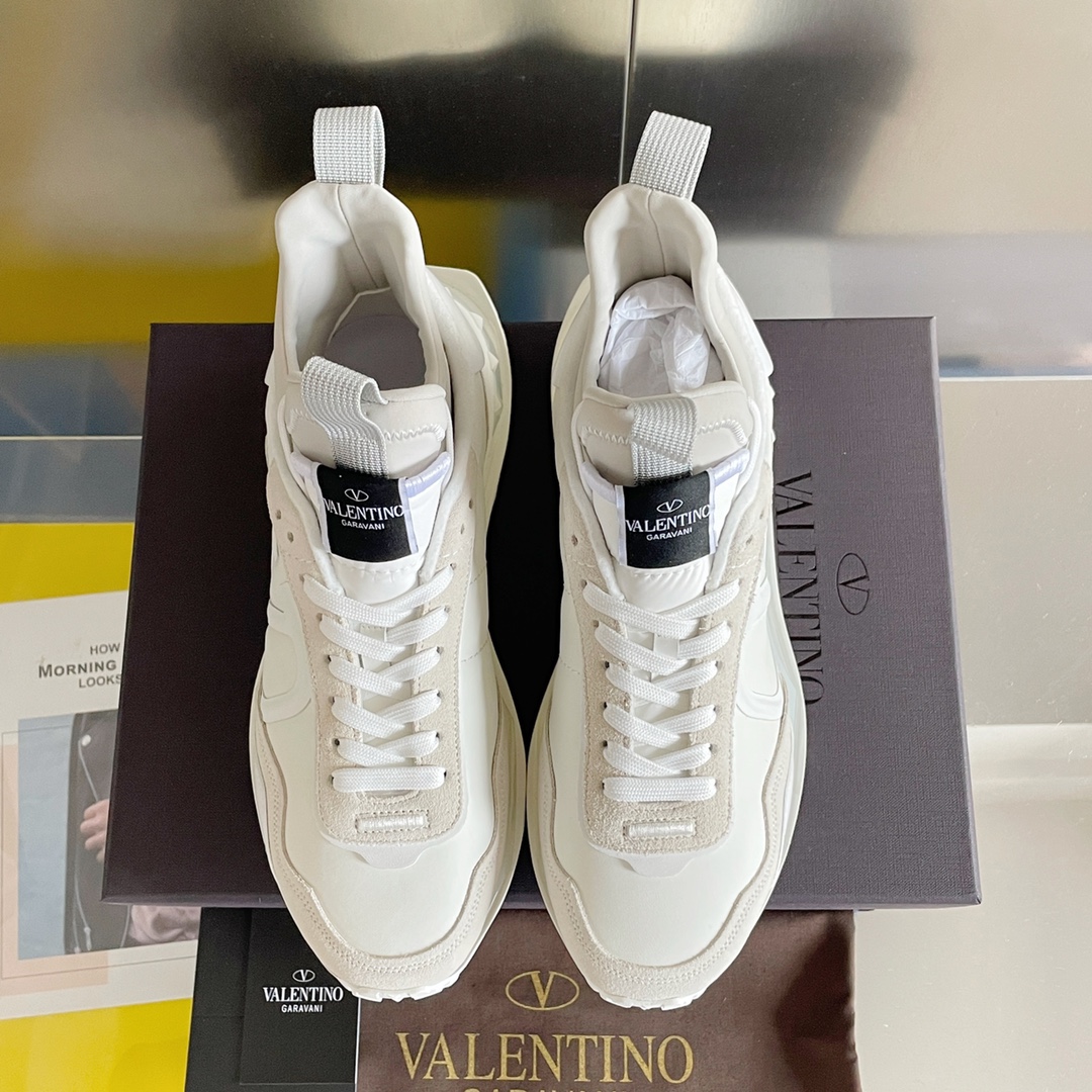 발렌티노 [VALENTINO]