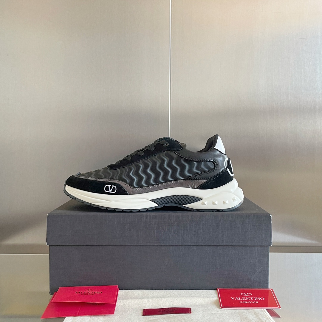 발렌티노 [VALENTINO]