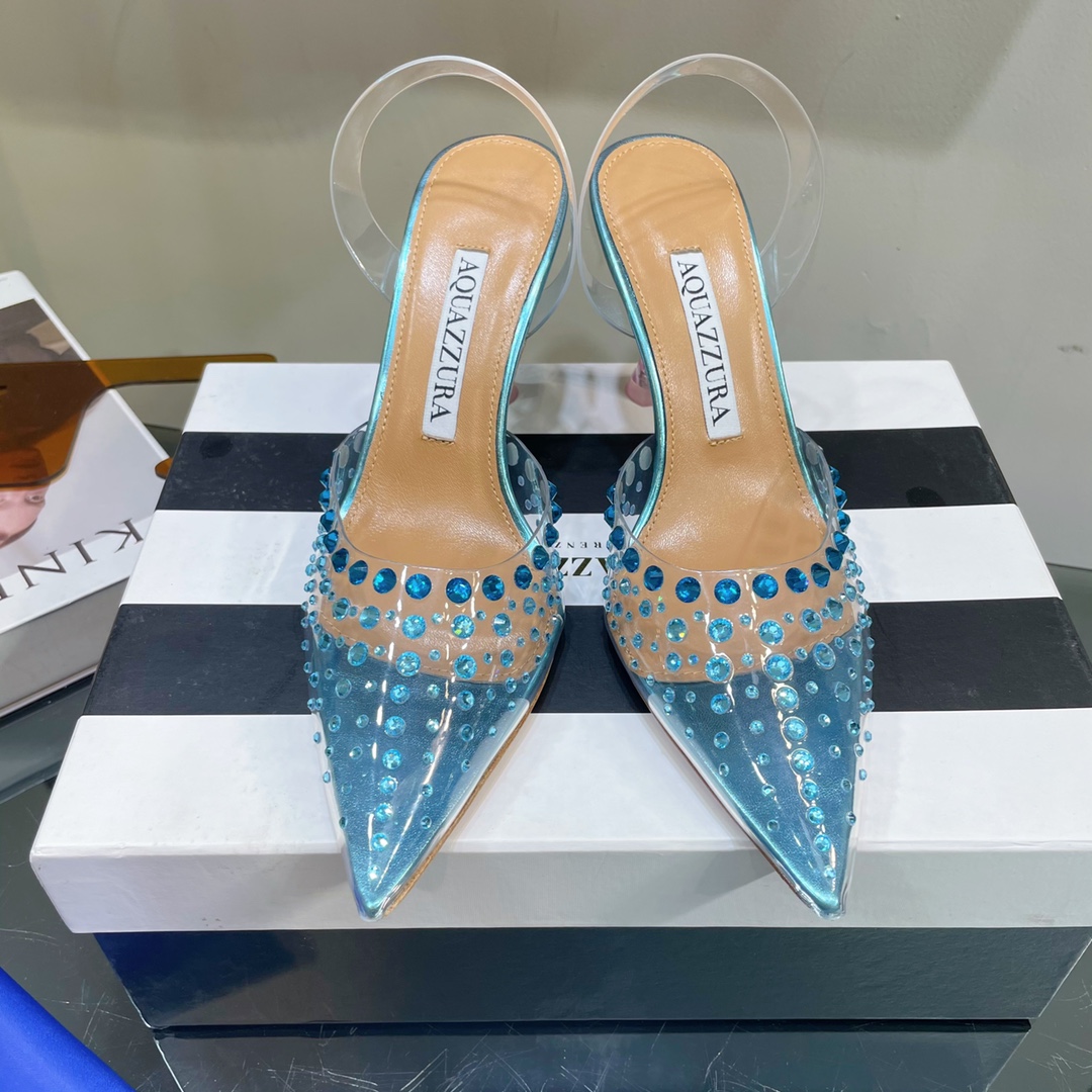 AQUAZZURA