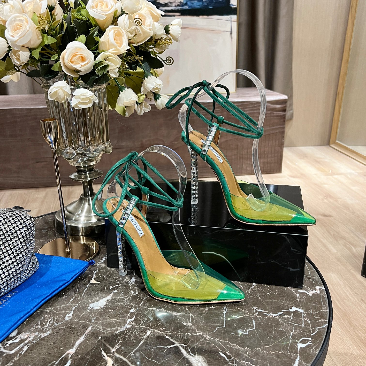 AQUAZZURA