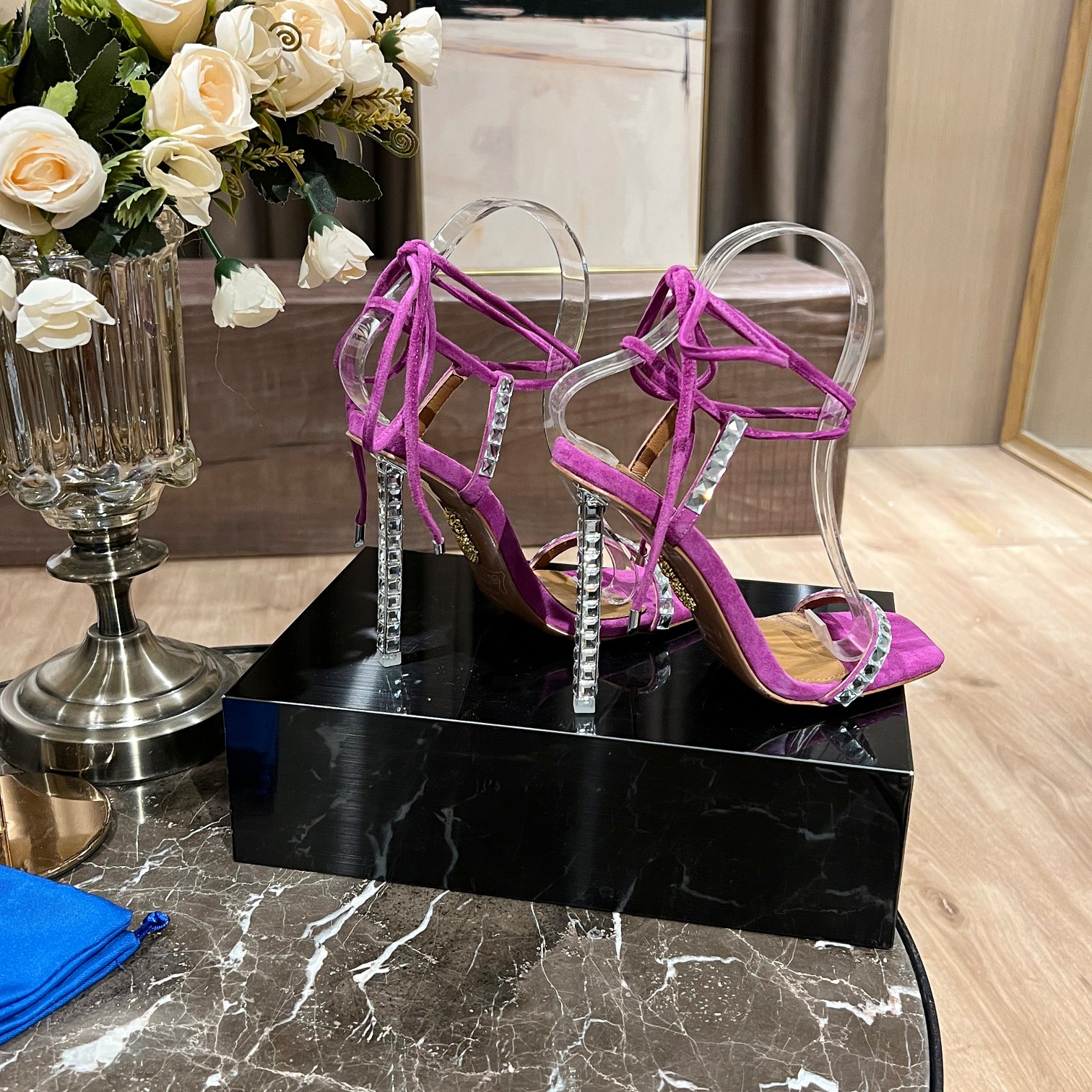 AQUAZZURA