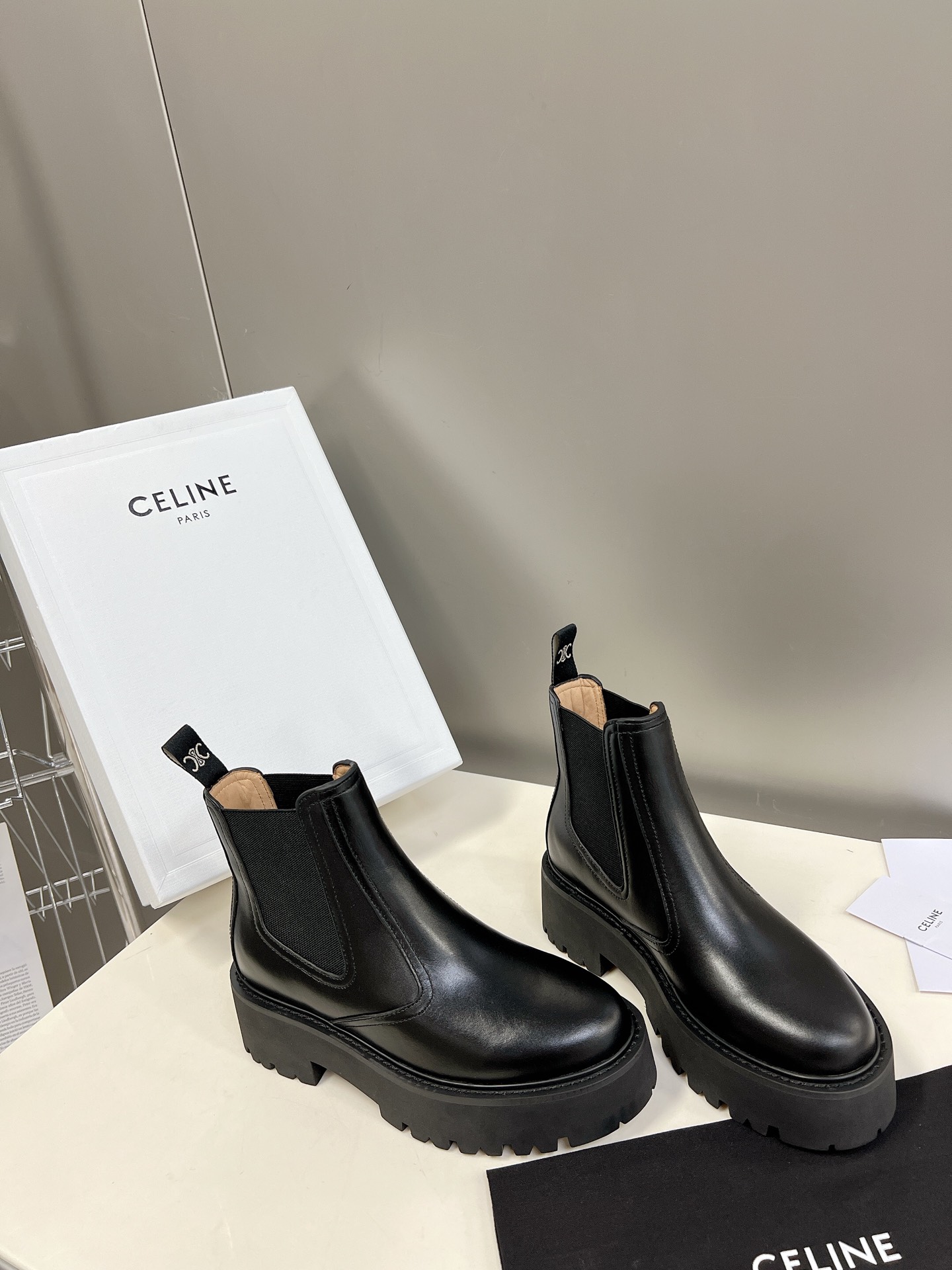 CELINE