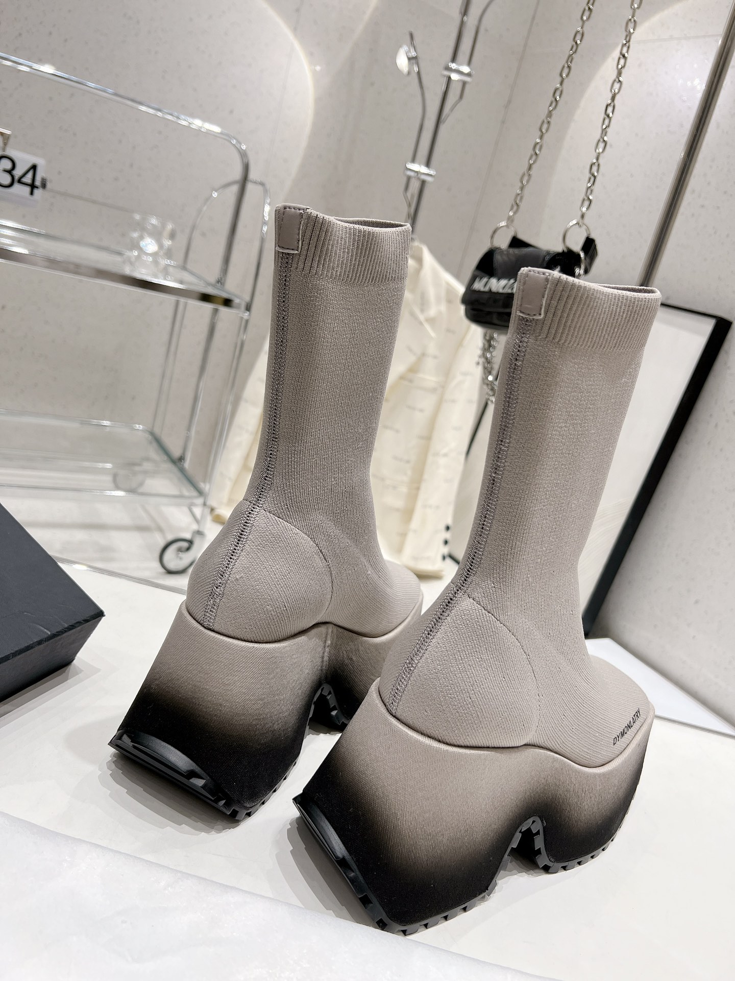 DYMALNOTPY 230110410