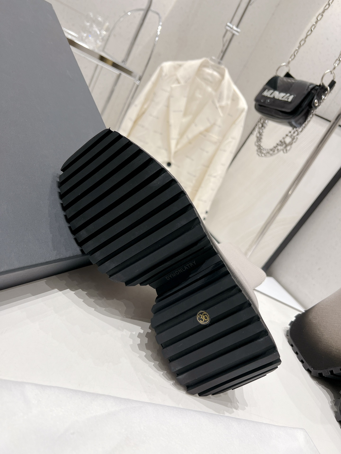 DYMALNOTPY 230110410